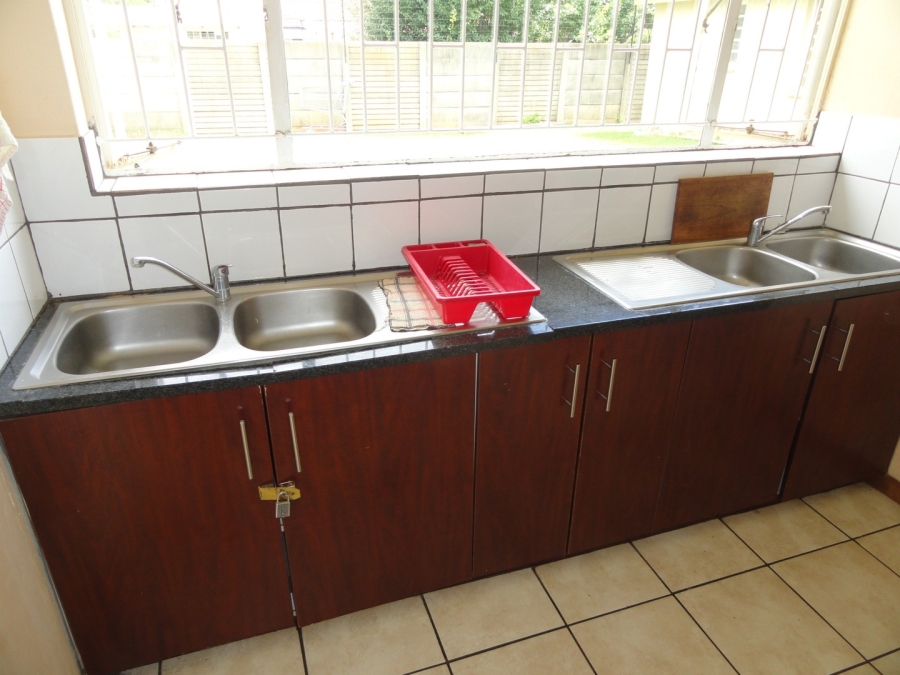 To Let 1 Bedroom Property for Rent in Potchefstroom North West